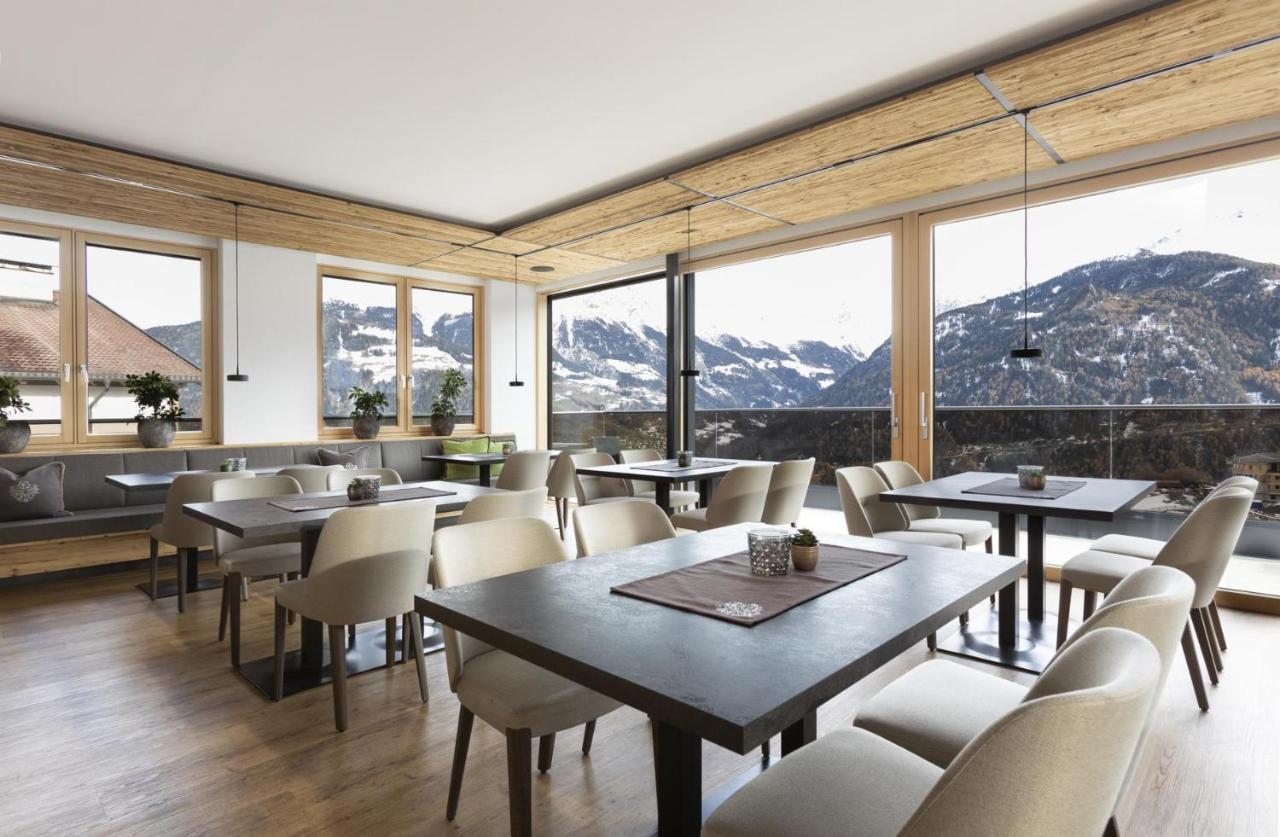 Hotel Garni Tirol Ладис Экстерьер фото