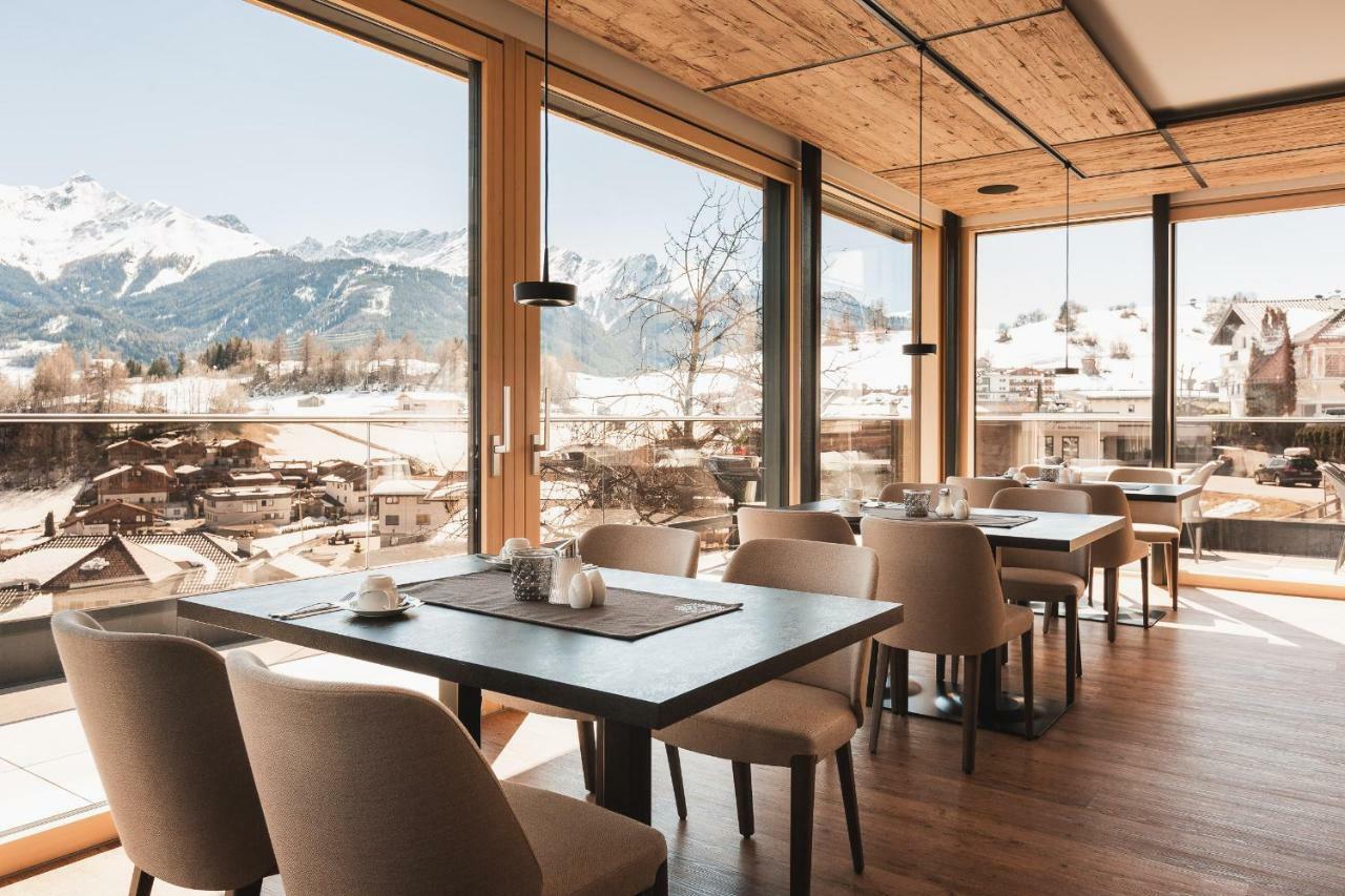 Hotel Garni Tirol Ладис Экстерьер фото